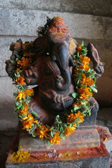 Image of elephant statue