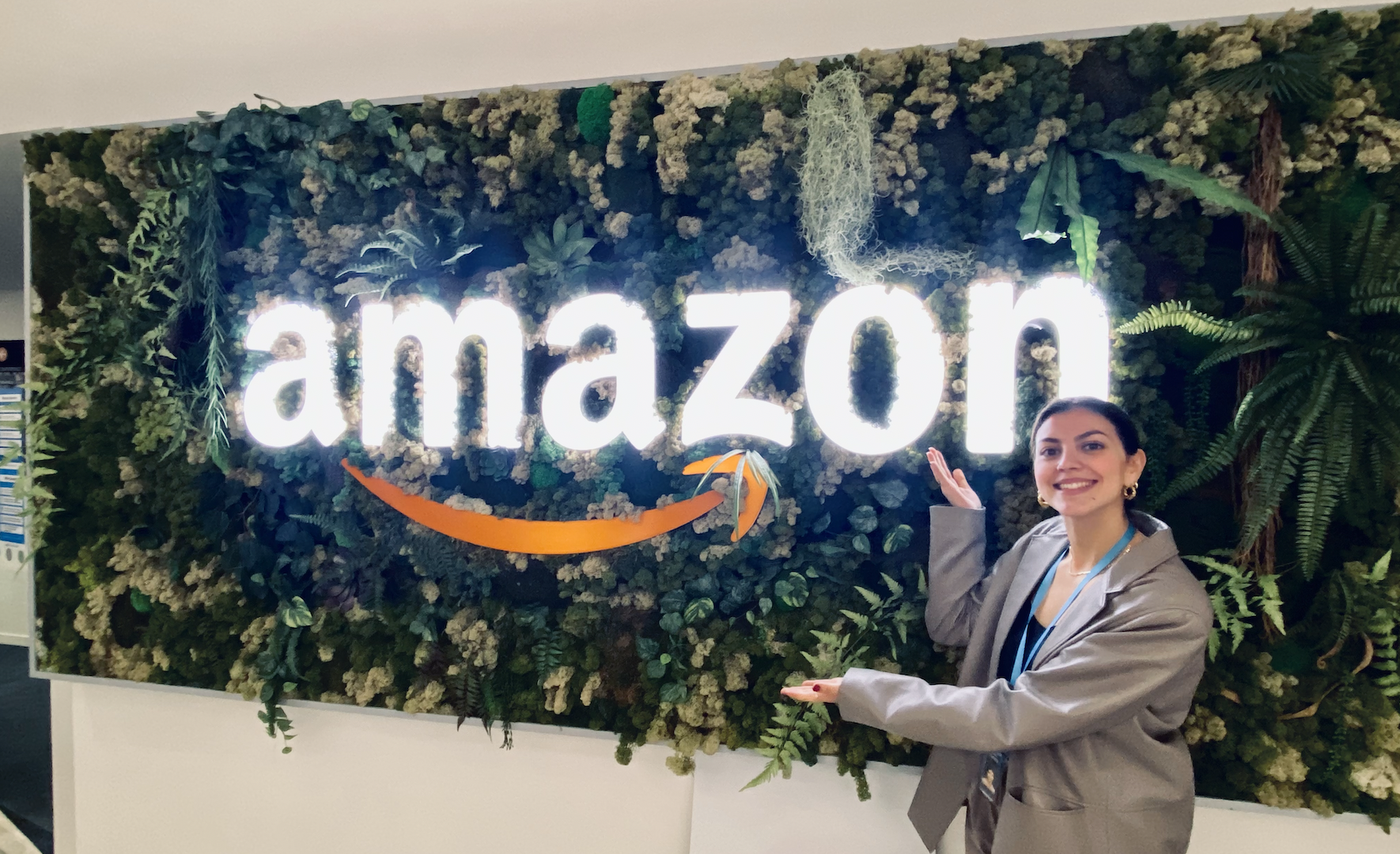 In the office of Amazon in Paris, it was amazing! 