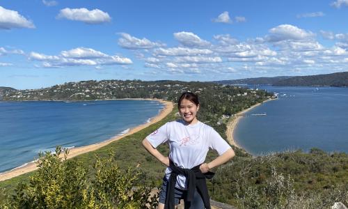 Hiking the famous Barrenjoey Lighthouse hike in Sydney! The views were amazing as expected. 