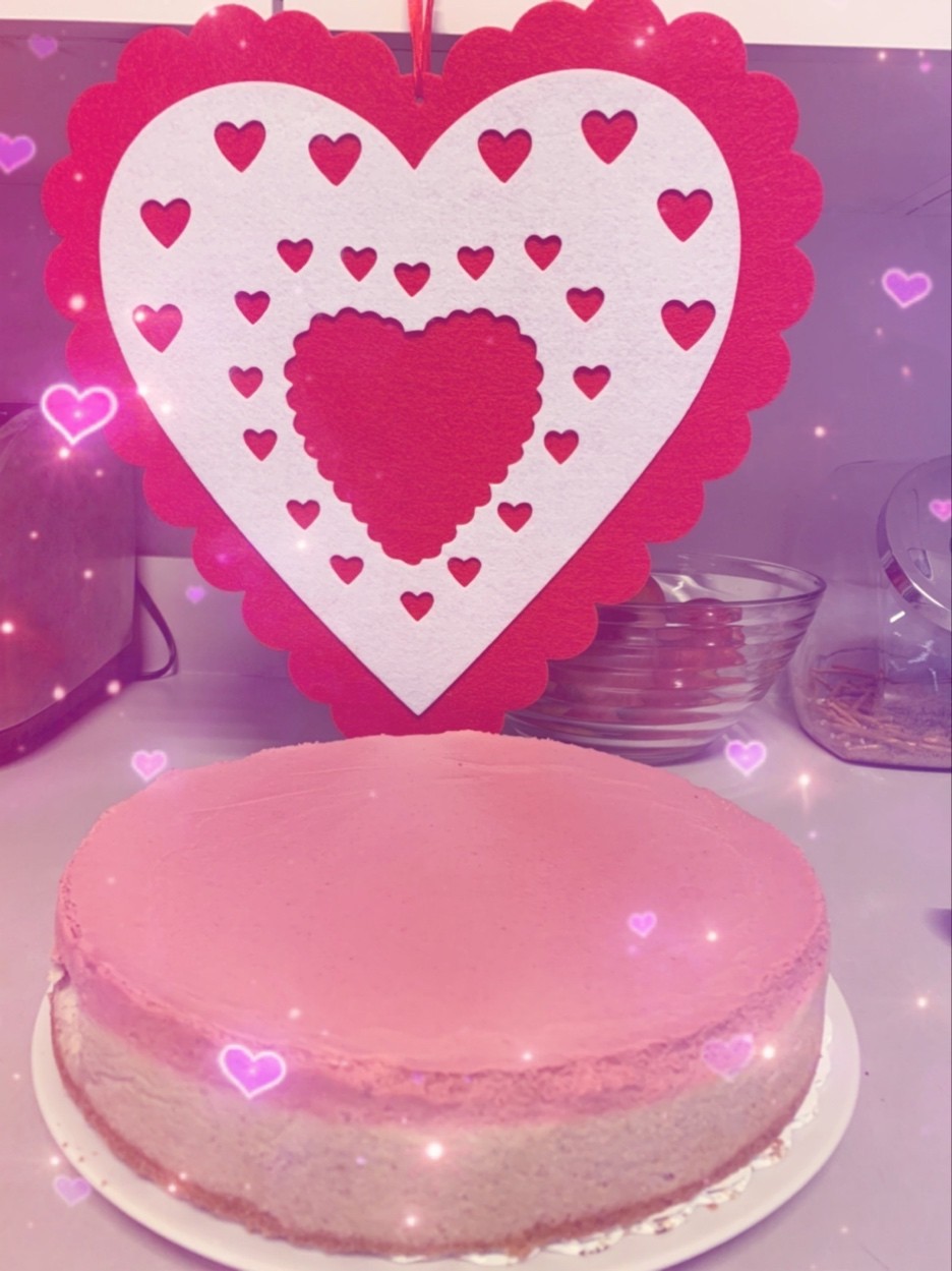 The romantic side of Bellin. This is the cake we had on Valentine’s day.